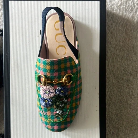 Girls Gucci Floral Embroidered Loafers - Green and Pink